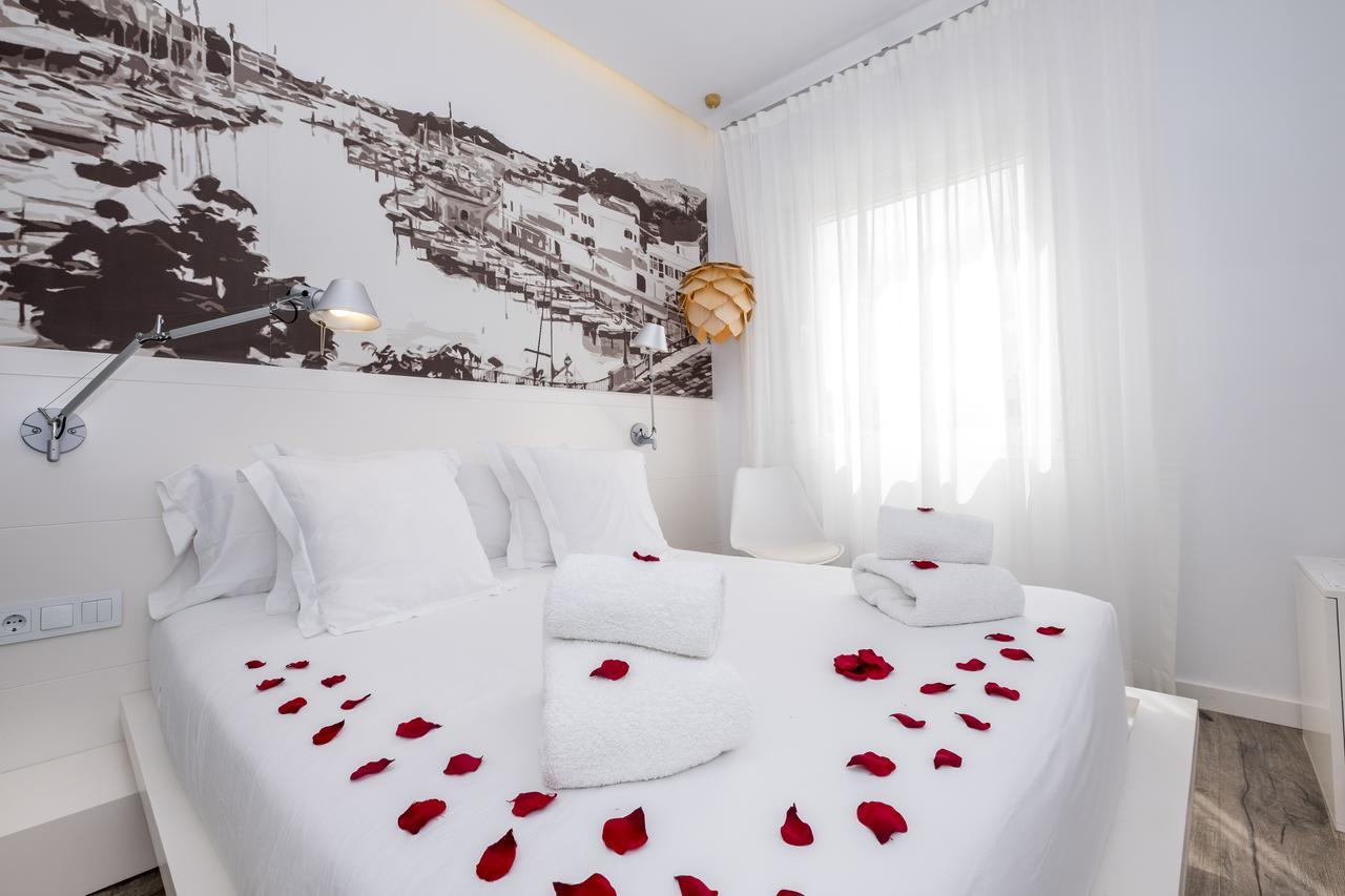 Hotel Abril 37 Сьюдадела Экстерьер фото